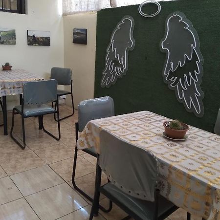 Alquimia Hostal Кито Екстериор снимка