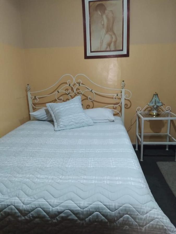 Alquimia Hostal Кито Екстериор снимка